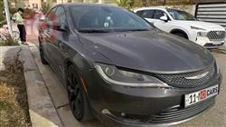 Chrysler 200